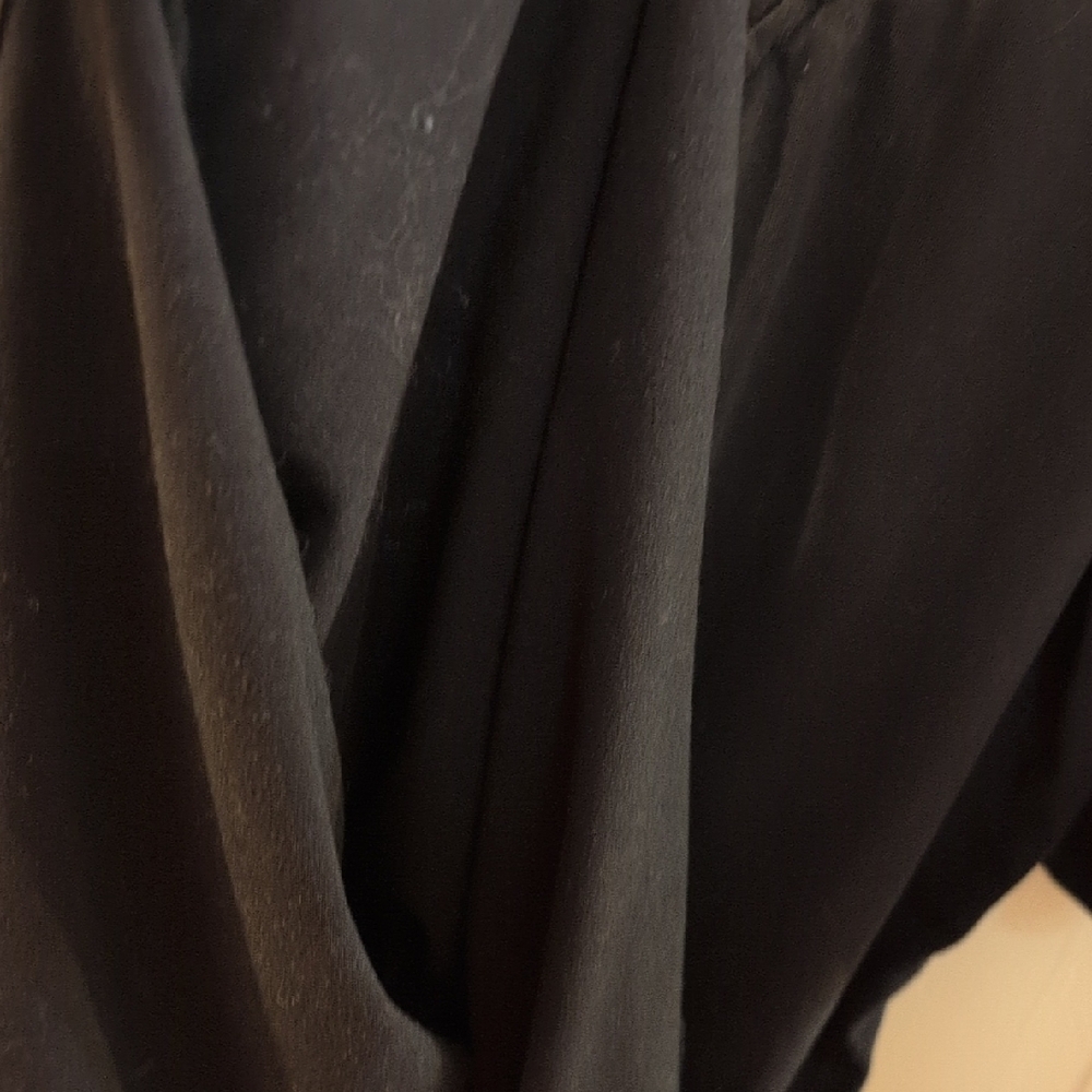 No Boundaries Black Crisscross Top - Picture 8 of 11
